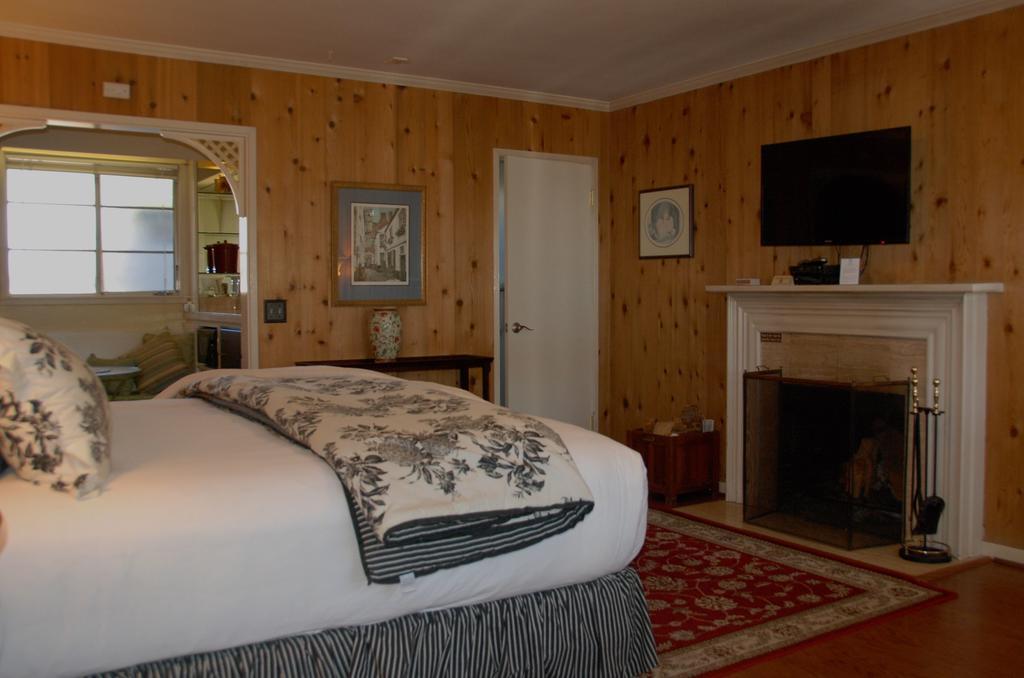 Carmel Garden Inn الغرفة الصورة